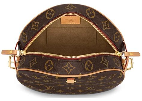 Products by Louis Vuitton: Boite Chapeau Souple MM